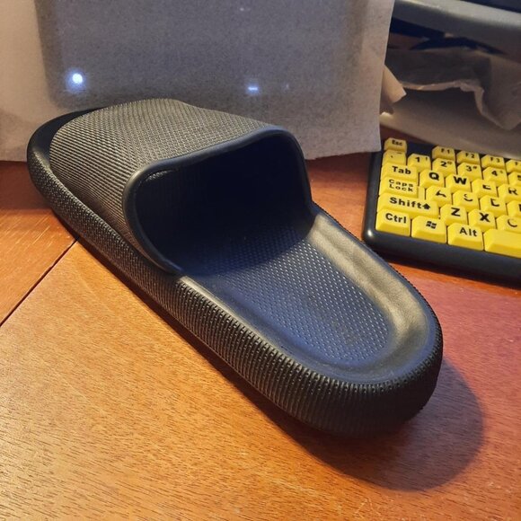 NEW ! Joomra Men Nonslip Slipper Slide Sandal Black Size SzUS12-13/EU46-47 - Picture 2 of 5